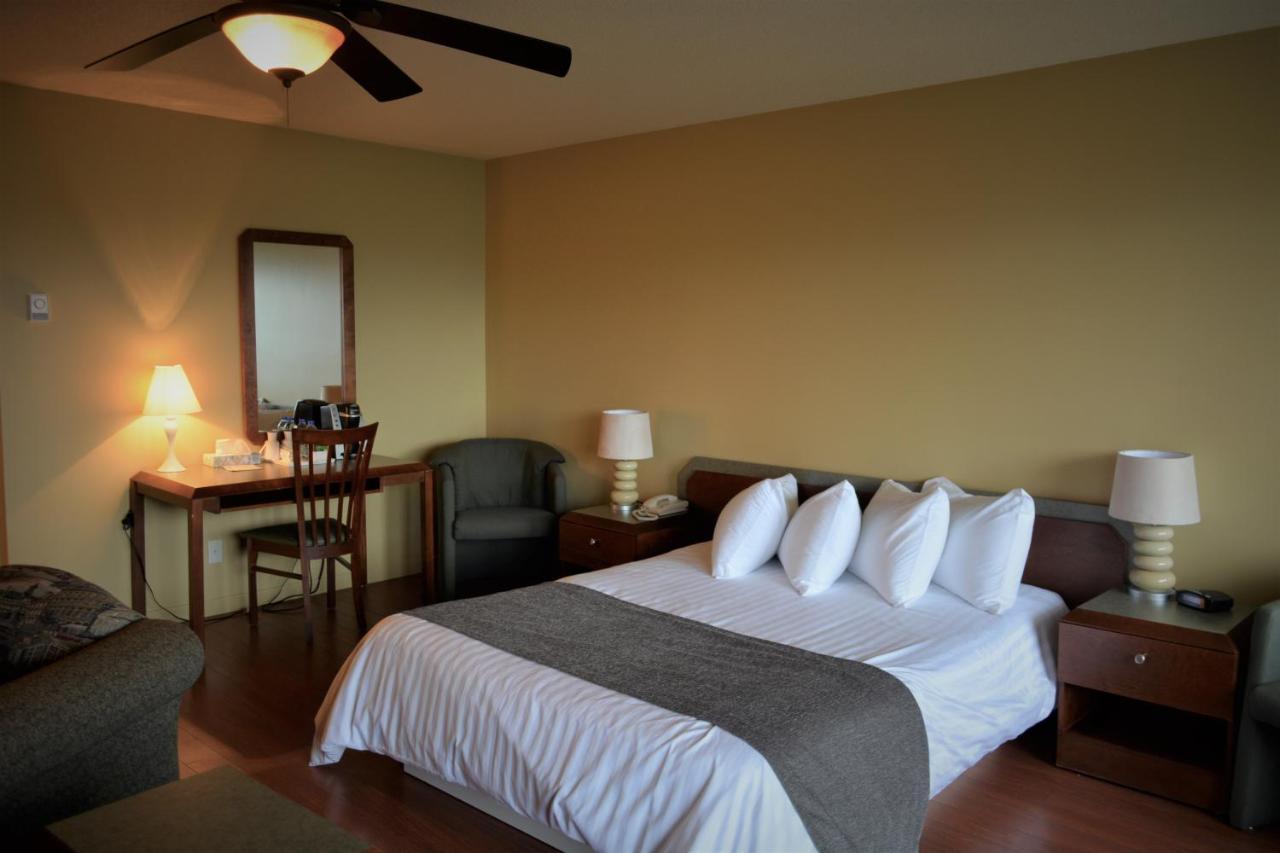 Motel Quatre Saisons Forestville Exterior foto