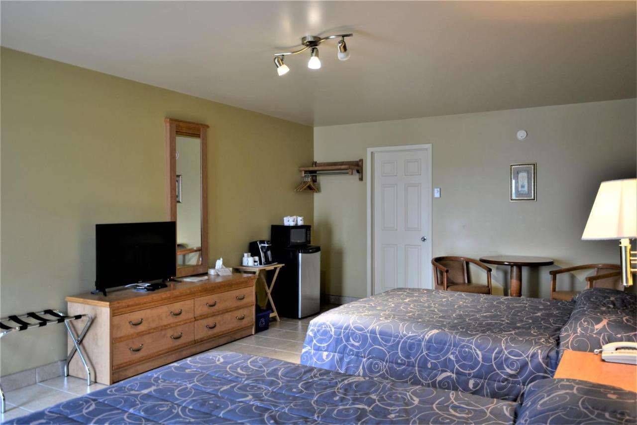 Motel Quatre Saisons Forestville Exterior foto